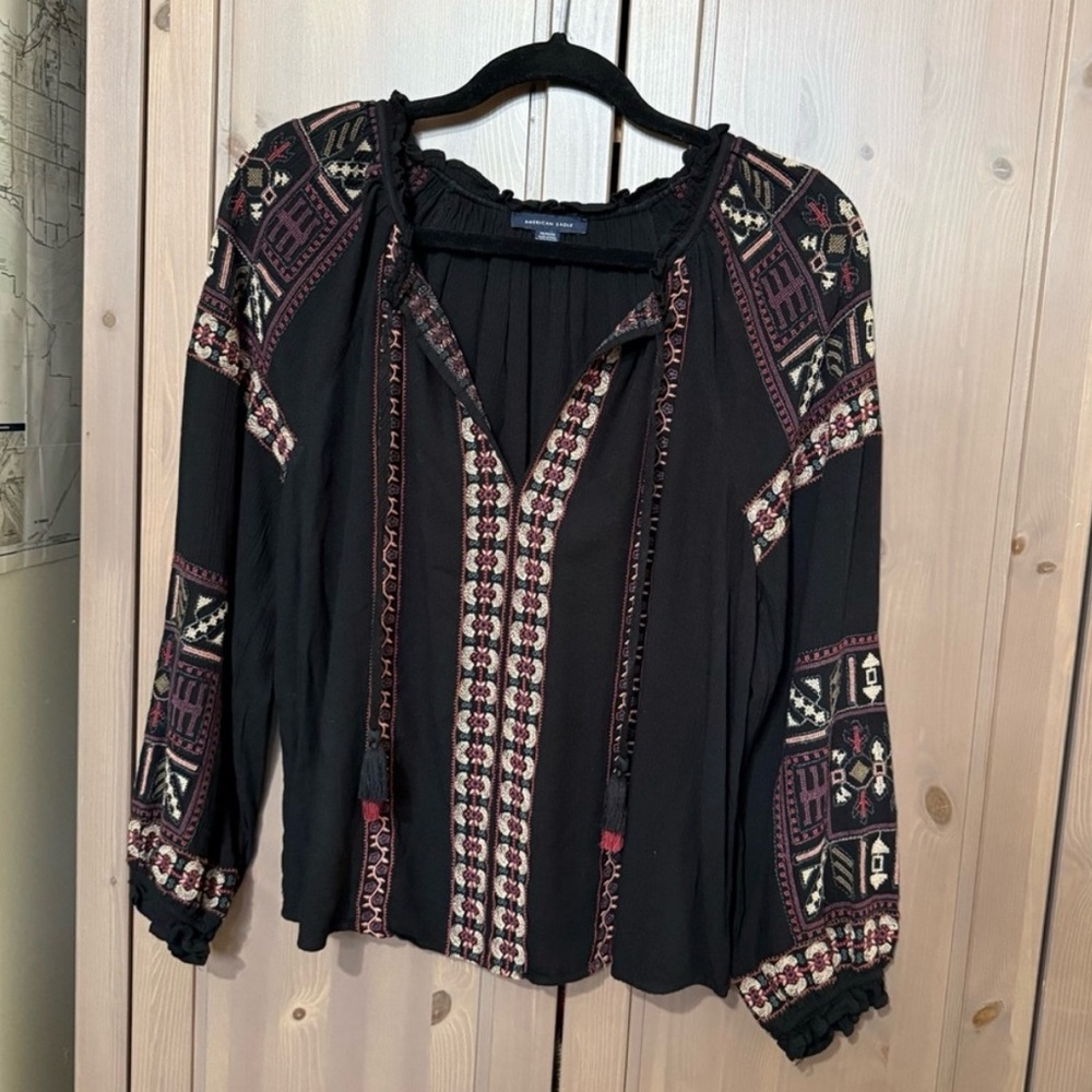 American Eagle Embroidered Boho Peasant Blouse